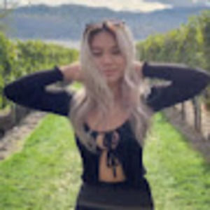 Meet your Posher, Kendra